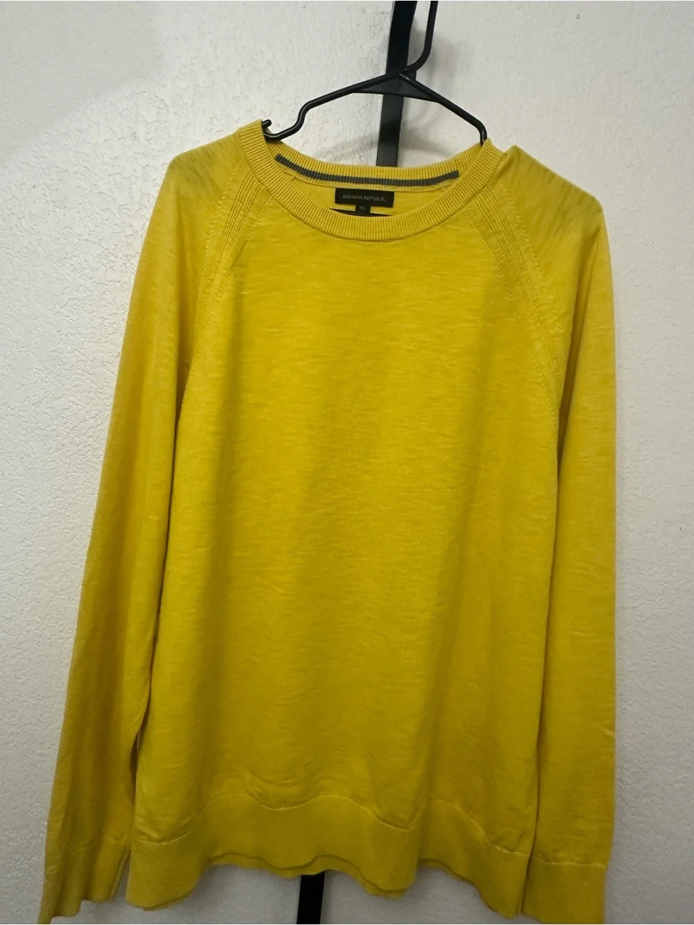Banana Republic Men's Yellow Crewneck Sweater